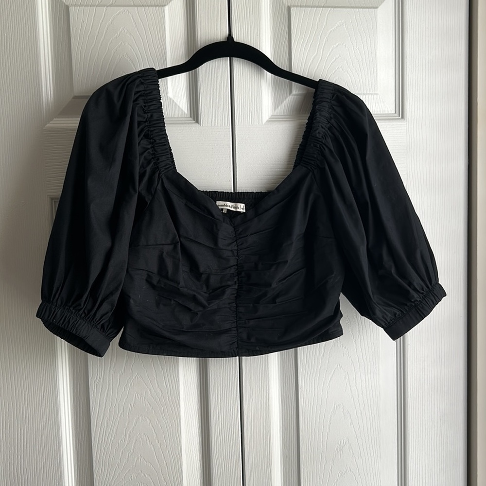 NWOT Abercrombie & Fitch Cropped Puff Sleeve Top